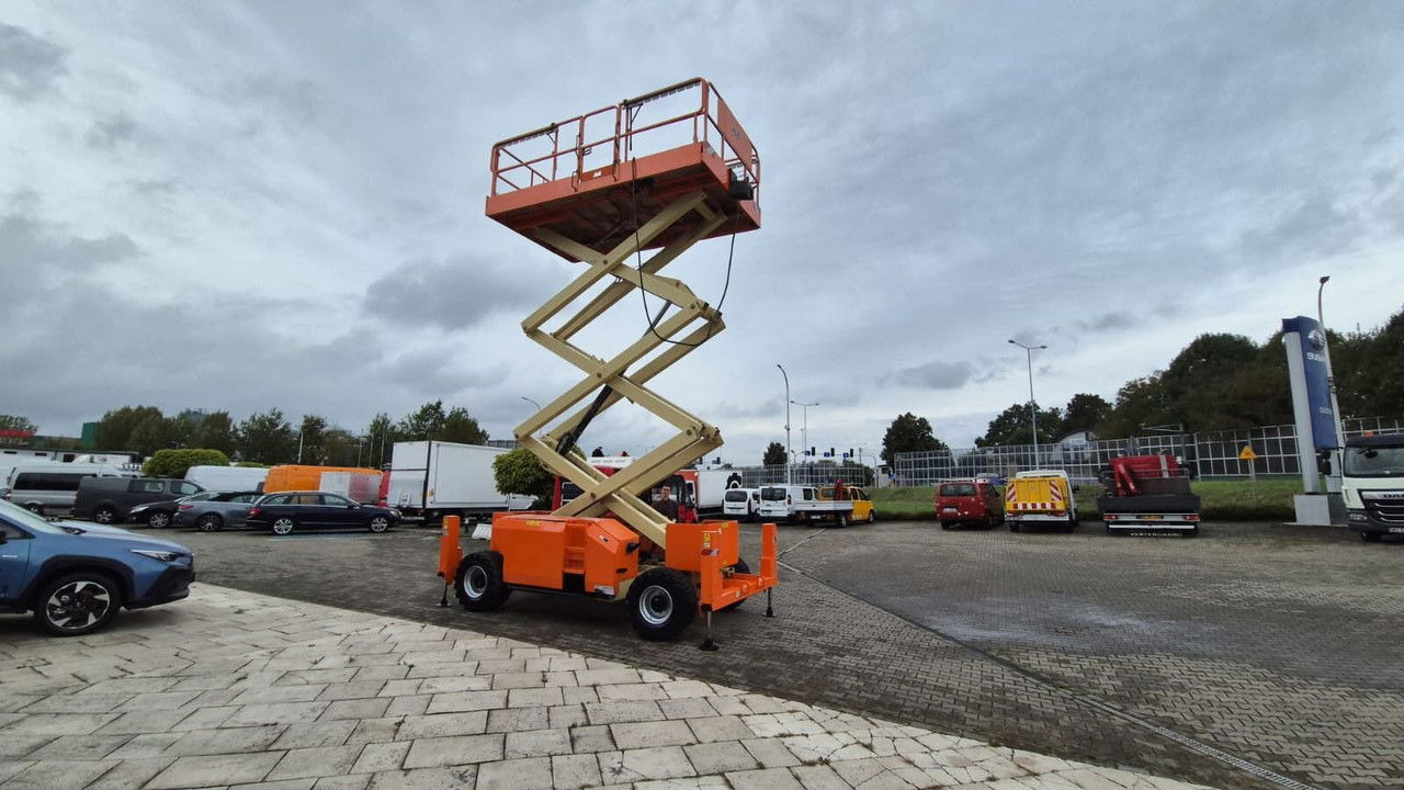JLG 3394RT / 4X4 / 1 Owner - Schaarlift: afbeelding 2 JLG 3394RT / 4X4 / 1 Owner - Schaarlift: afbeelding 2