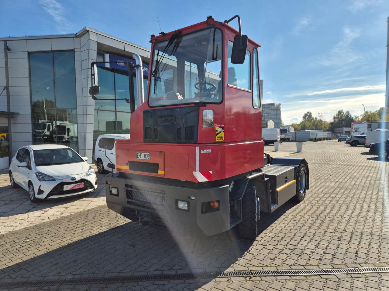 Kalmar TR618i / 1 Owner / LOW KM / Works Great / NEW Tire S - Terminal trekker: afbeelding 2 Kalmar TR618i / 1 Owner / LOW KM / Works Great / NEW Tire S - Terminal trekker: afbeelding 2