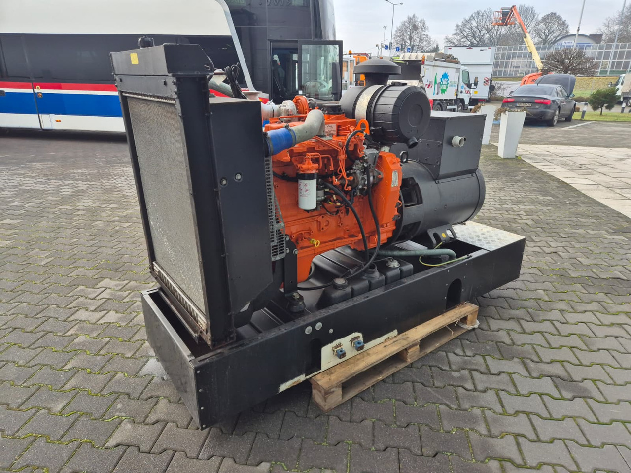 Nieuw Industrie generator MECALAC ECP34 2S4 - Iveco Engine,126kVA,New oils, filters, Mecc Alte ECP34 2S4 - Iveco Engine,126kVA,New oils, filters, Like New: afbeelding 9