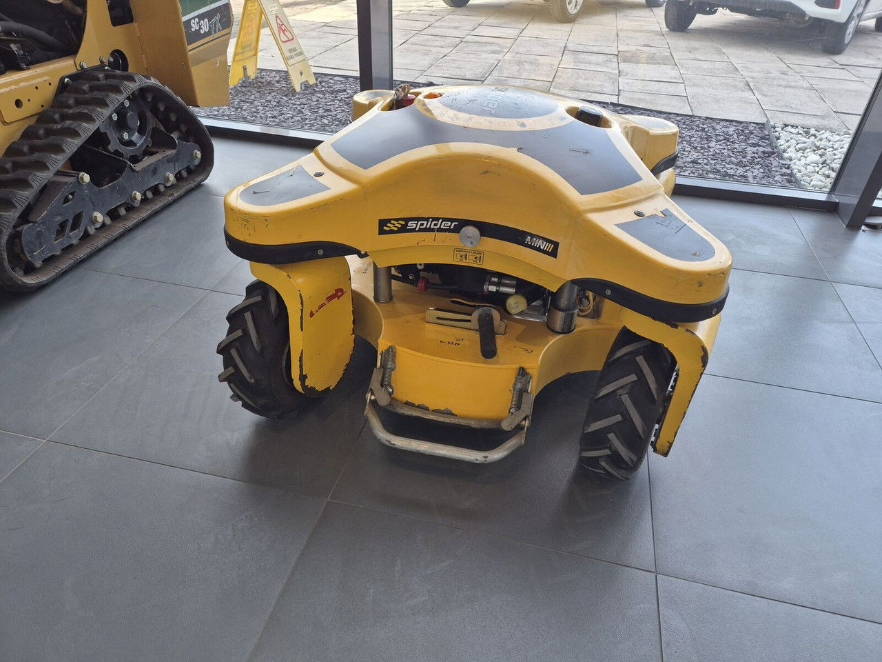 MINI Mini Spider II / 4X4 / NEW Service / Works Great - Gazonmaaier: afbeelding 3 MINI Mini Spider II / 4X4 / NEW Service / Works Great - Gazonmaaier: afbeelding 3