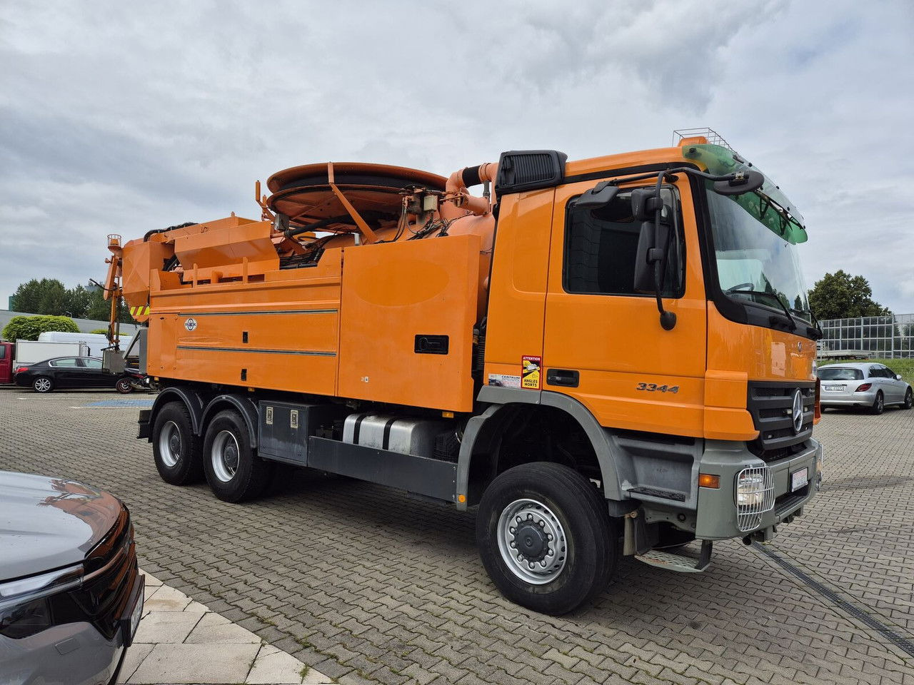 Mercedes-Benz Actros 3344 /6X6 / Wiedemann / Works Great / NO Rust / capt8m3+ - Vacuümwagen: afbeelding 5 Mercedes-Benz Actros 3344 /6X6 / Wiedemann / Works Great / NO Rust / capt8m3+ - Vacuümwagen: afbeelding 5