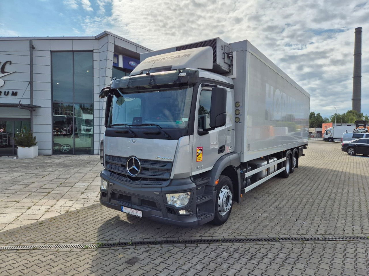 Mercedes-Benz Antos 2532 L / Frigoblock / 1 Owner / Works Great - Koelwagen vrachtwagen: afbeelding 3 Mercedes-Benz Antos 2532 L / Frigoblock / 1 Owner / Works Great - Koelwagen vrachtwagen: afbeelding 3