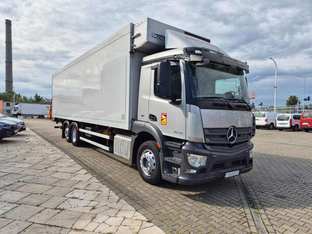 Mercedes-Benz Antos 2532 L - Koelwagen vrachtwagen: afbeelding 5 Mercedes-Benz Antos 2532 L - Koelwagen vrachtwagen: afbeelding 5