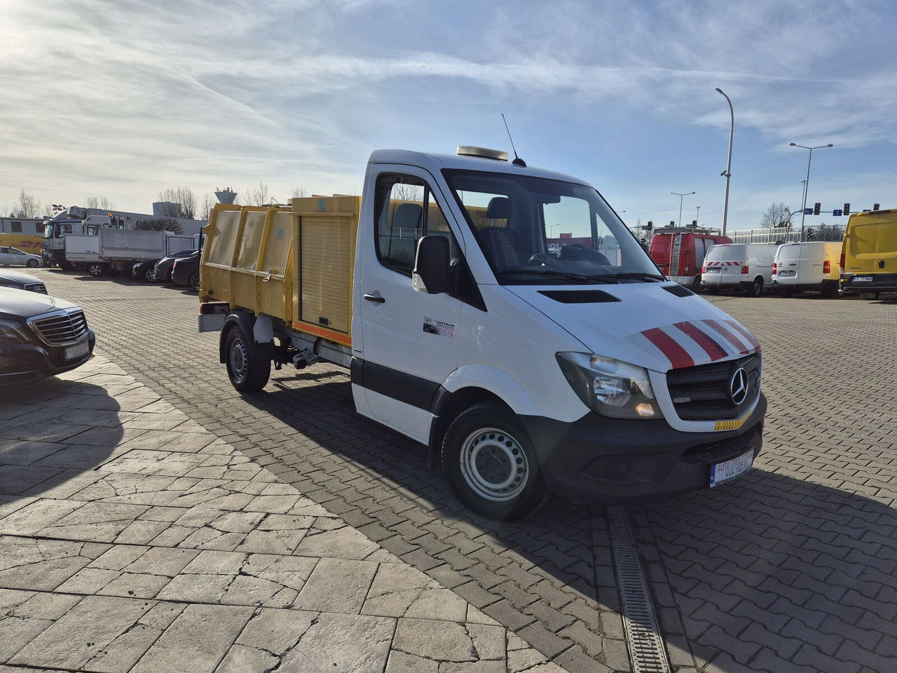 Mercedes-Benz Sprinter 316 CDi Aut. / Hummel HU2 / Webasto / 1 Owner Mercedes-Benz Sprinter 316 CDi Aut. / Hummel HU2 / Webasto / 1 Owner - Vuilniswagen: afbeelding 5 Mercedes-Benz Sprinter 316 CDi Aut. / Hummel HU2 / Webasto / 1 Owner Mercedes-Benz Sprinter 316 CDi Aut. / Hummel HU2 / Webasto / 1 Owner - Vuilniswagen: afbeelding 5