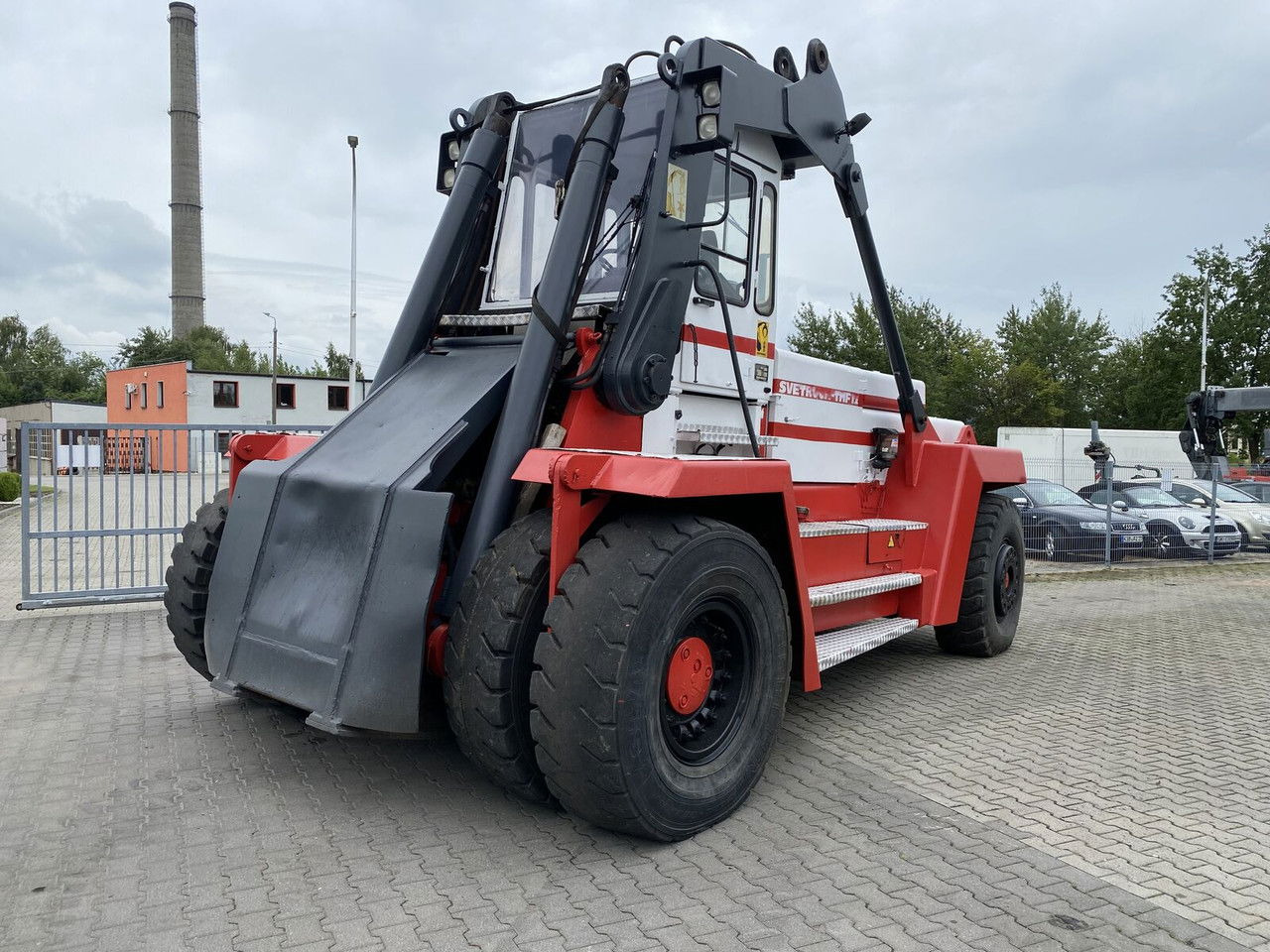 SVETRUCK TMF 12/9 HB / 1 Owner / Elme Spreader / Wood LOG A RM - Reach stacker: afbeelding 4 SVETRUCK TMF 12/9 HB / 1 Owner / Elme Spreader / Wood LOG A RM - Reach stacker: afbeelding 4