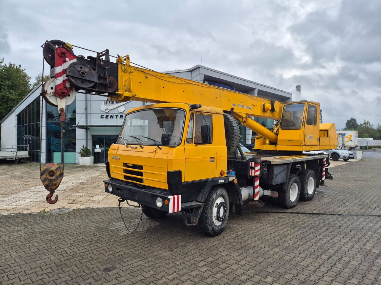 TATRA Tatra T 815 6X6 / 20Tons / Chepper - Mobiele kraan: afbeelding 1 TATRA Tatra T 815 6X6 / 20Tons / Chepper - Mobiele kraan: afbeelding 1