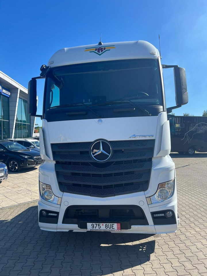 Mercedes-Benz Actros 1846 1 Owner / Works Great - Trekker: afbeelding 2 Mercedes-Benz Actros 1846 1 Owner / Works Great - Trekker: afbeelding 2