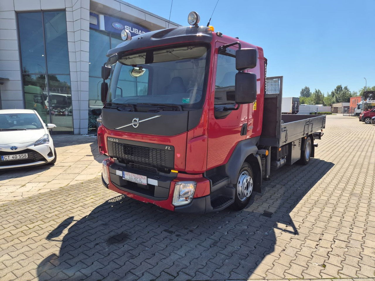 Volvo FL 210 1 Owner / LOW KM / Fassi - Vrachtwagen met open laadbak, Kraanwagen: afbeelding 2 Volvo FL 210 1 Owner / LOW KM / Fassi - Vrachtwagen met open laadbak, Kraanwagen: afbeelding 2