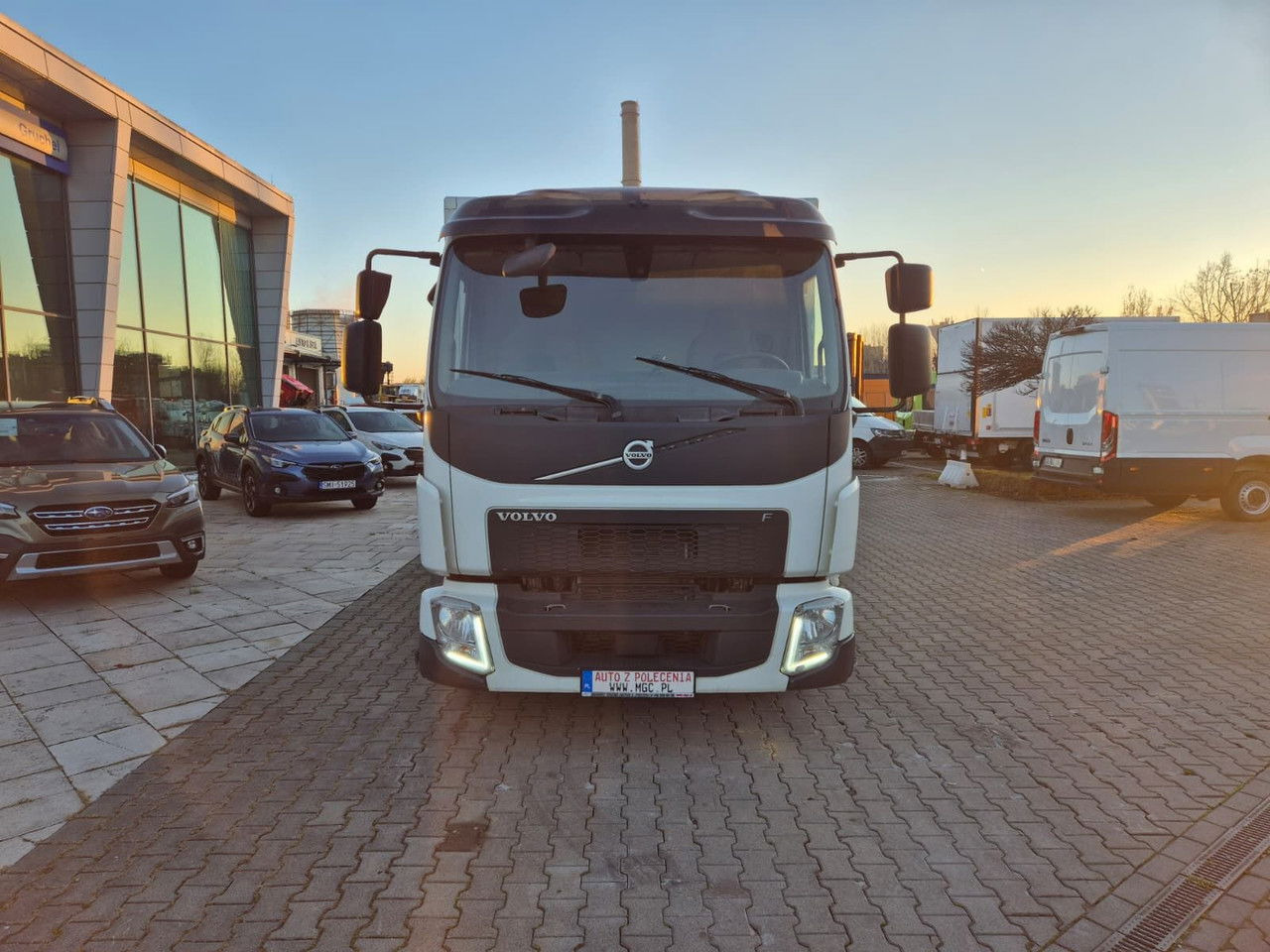 Volvo FL 240 - Koelwagen vrachtwagen: afbeelding 3 Volvo FL 240 - Koelwagen vrachtwagen: afbeelding 3