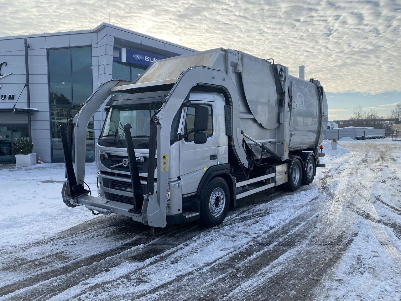 Volvo FM 420 6X2 / NTM / Super Condition - Vuilniswagen: afbeelding 3 Volvo FM 420 6X2 / NTM / Super Condition - Vuilniswagen: afbeelding 3