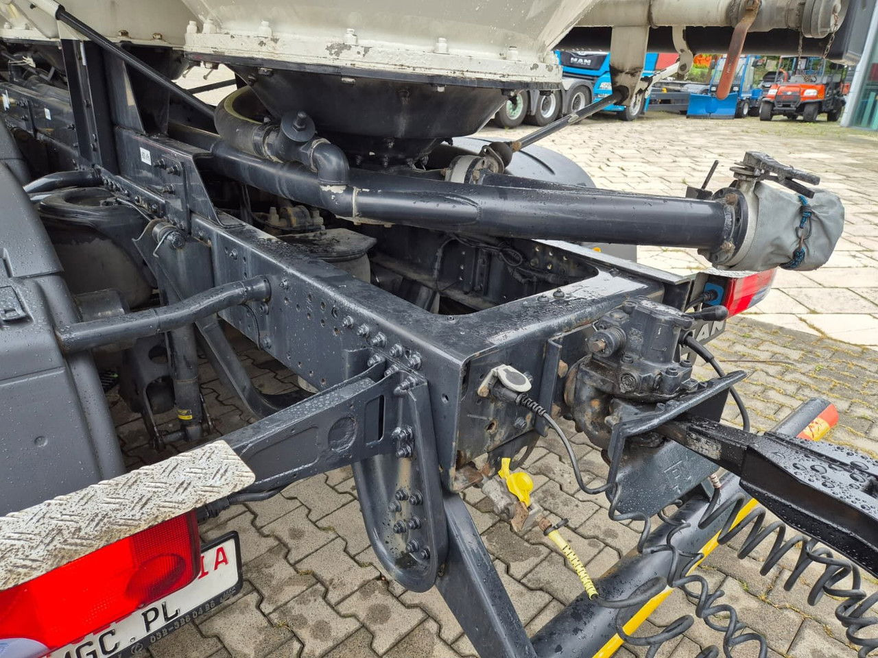 Vrachtwagen MAN TGS 26.480 Spritzer / 1 Owner /for transporting bulk materials: afbeelding 23 Vrachtwagen MAN TGS 26.480 Spritzer / 1 Owner /for transporting bulk materials: afbeelding 23