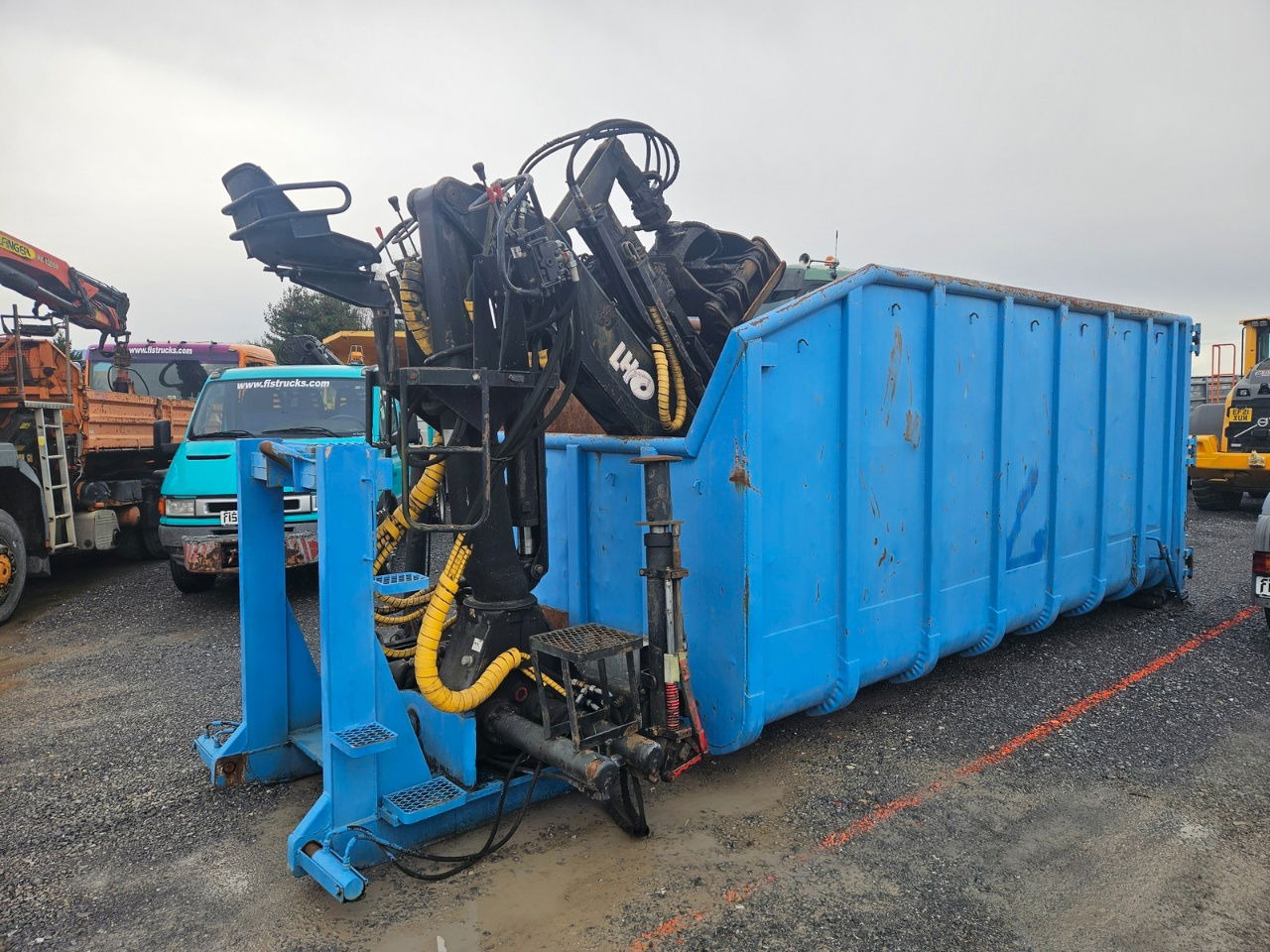 Diversen Container + Crane LIV N 11.79 NP + 2X Scissors - Haakarm container: afbeelding 1 Diversen Container + Crane LIV N 11.79 NP + 2X Scissors - Haakarm container: afbeelding 1