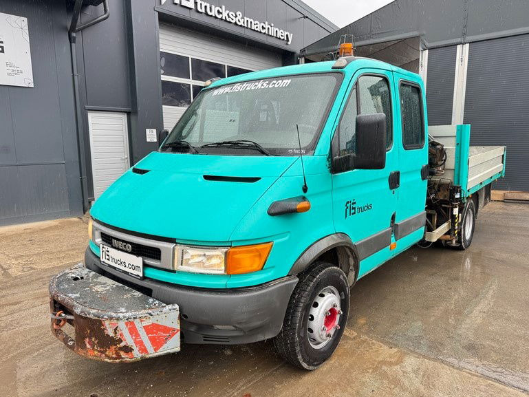 Iveco Daily 65 C15 stake body - Hiab 045-3 - 7.5M - Bestelwagen met open laadbak: afbeelding 1 Iveco Daily 65 C15 stake body - Hiab 045-3 - 7.5M - Bestelwagen met open laadbak: afbeelding 1