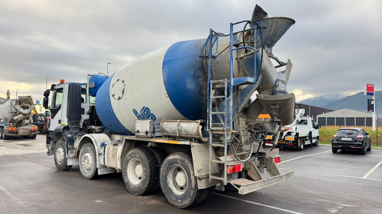 Betonmixer Iveco Trakker AD340TB45 8x4 mixer 10m3: afbeelding 7 Betonmixer Iveco Trakker AD340TB45 8x4 mixer 10m3: afbeelding 7