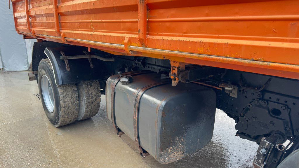 MAN 19.463 4x2 tipper - spring - Kipper vrachtwagen: afbeelding 4 MAN 19.463 4x2 tipper - spring - Kipper vrachtwagen: afbeelding 4