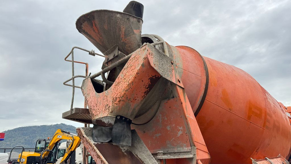 Leasing MAN 26.272 6x4 mixer - 7M3 - full spring MAN 26.272 6x4 mixer - 7M3 - full spring: afbeelding 6 Leasing MAN 26.272 6x4 mixer - 7M3 - full spring MAN 26.272 6x4 mixer - 7M3 - full spring: afbeelding 6