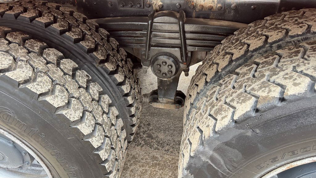 Leasing MAN 26.272 6x4 mixer - 7M3 - full spring MAN 26.272 6x4 mixer - 7M3 - full spring: afbeelding 16 Leasing MAN 26.272 6x4 mixer - 7M3 - full spring MAN 26.272 6x4 mixer - 7M3 - full spring: afbeelding 16