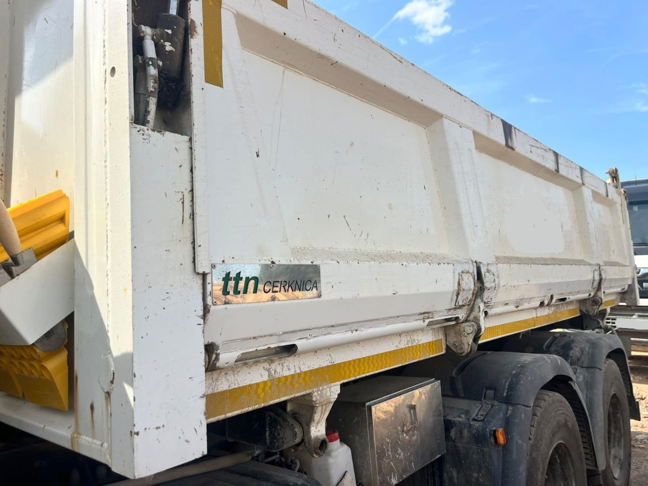 MAN TGS 26.440 6X4 bordmatic tipper - euro 6 - Kipper vrachtwagen: afbeelding 2 MAN TGS 26.440 6X4 bordmatic tipper - euro 6 - Kipper vrachtwagen: afbeelding 2