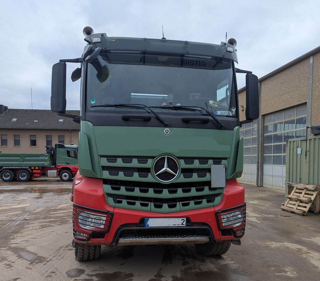 Mercedes-Benz Actros 2651 6X4 meiller bordmatic tipper - Kipper vrachtwagen: afbeelding 2 Mercedes-Benz Actros 2651 6X4 meiller bordmatic tipper - Kipper vrachtwagen: afbeelding 2