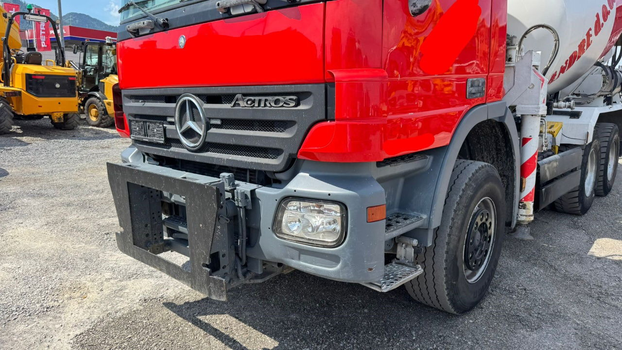 Mercedes-Benz Actros 3341 6x4 7m3 + 24m Cifa - Betonmixer: afbeelding 2 Mercedes-Benz Actros 3341 6x4 7m3 + 24m Cifa - Betonmixer: afbeelding 2