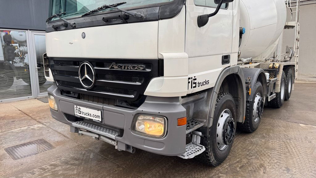 Mercedes-Benz Actros 3536 8x4 stetter schwing mixer 9m3 - Betonmixer: afbeelding 2 Mercedes-Benz Actros 3536 8x4 stetter schwing mixer 9m3 - Betonmixer: afbeelding 2