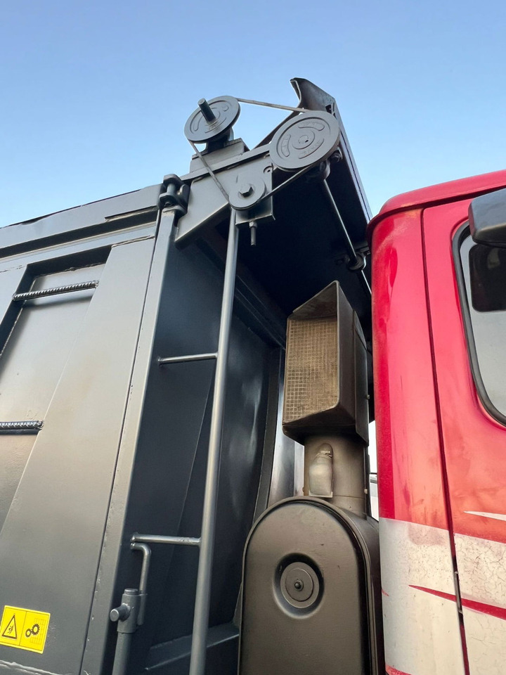Mercedes-Benz SK 3544 8X4 K tipper - AC - retarder - Kipper vrachtwagen: afbeelding 4 Mercedes-Benz SK 3544 8X4 K tipper - AC - retarder - Kipper vrachtwagen: afbeelding 4