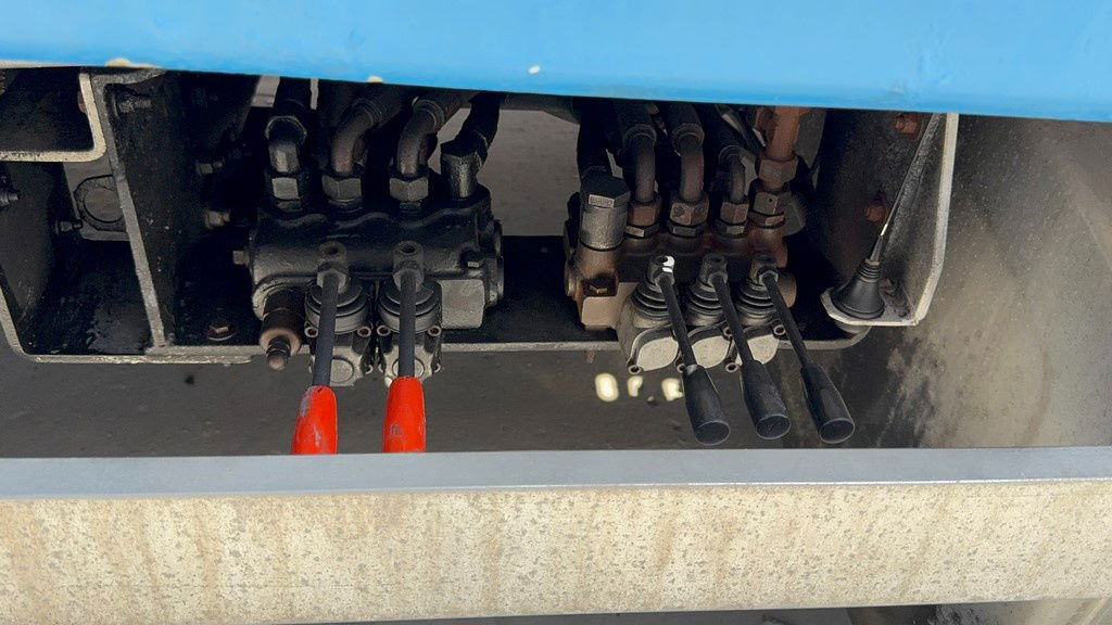 Leasing Renault Premium 460 4x2 LKW transporter + rolfo trailer  Renault Premium 460 4x2 LKW transporter + rolfo trailer: afbeelding 21