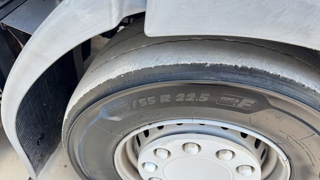 Leasing Renault Premium 460 4x2 LKW transporter + rolfo trailer  Renault Premium 460 4x2 LKW transporter + rolfo trailer: afbeelding 23