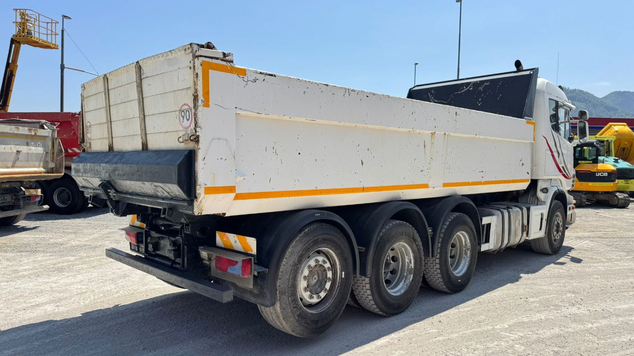 Scania R480 8x4 tipper - lifitng axle - Kipper vrachtwagen: afbeelding 4 Scania R480 8x4 tipper - lifitng axle - Kipper vrachtwagen: afbeelding 4