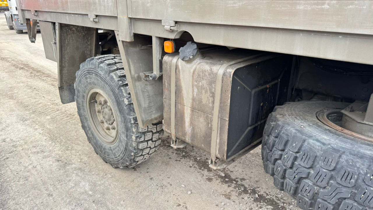 Steyr 12M18 4X4 stake body - truck - Schuifzeilen vrachtwagen: afbeelding 3 Steyr 12M18 4X4 stake body - truck - Schuifzeilen vrachtwagen: afbeelding 3