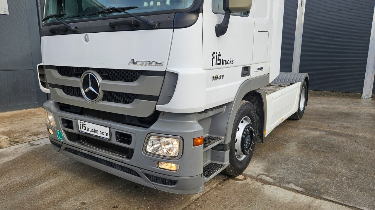 Mercedes-Benz Actros 1841 4x2 tractor unit - retarder - Trekker: afbeelding 2 Mercedes-Benz Actros 1841 4x2 tractor unit - retarder - Trekker: afbeelding 2