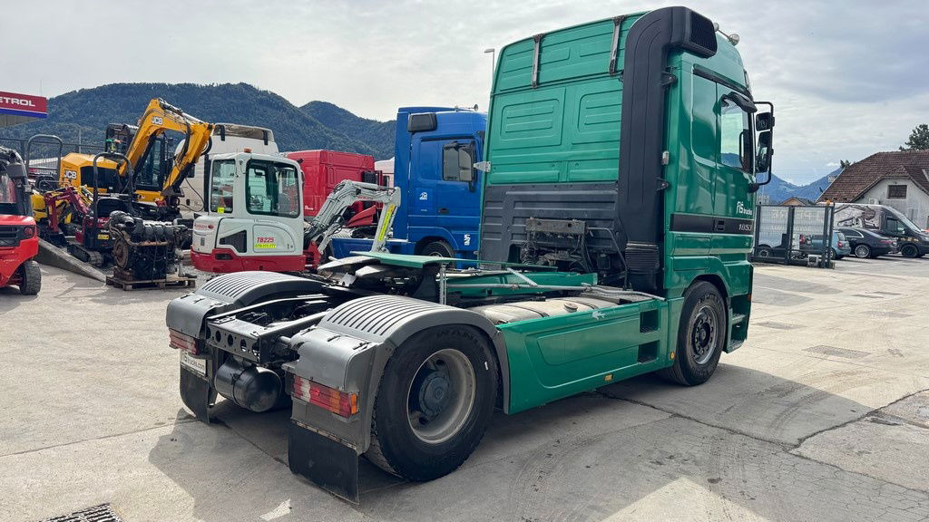 Mercedes-Benz Actros 1853 LS 4x2 tractor unit - retarder - tipp. hydraulics - Trekker: afbeelding 5 Mercedes-Benz Actros 1853 LS 4x2 tractor unit - retarder - tipp. hydraulics - Trekker: afbeelding 5