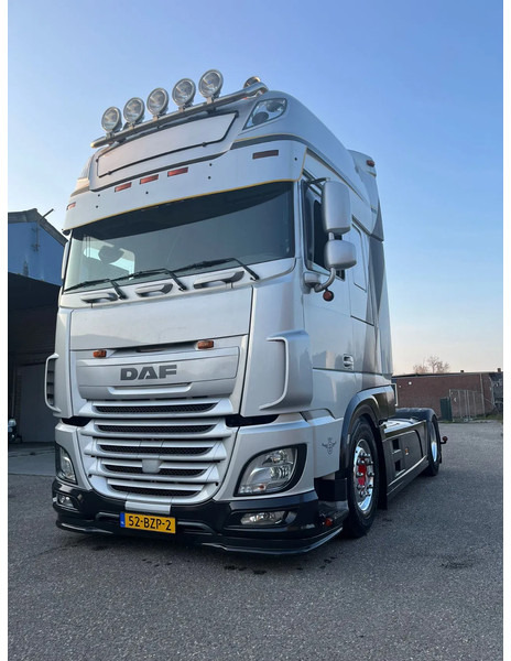 DAF XF 510 XF510 - Trekker: afbeelding 2 DAF XF 510 XF510 - Trekker: afbeelding 2