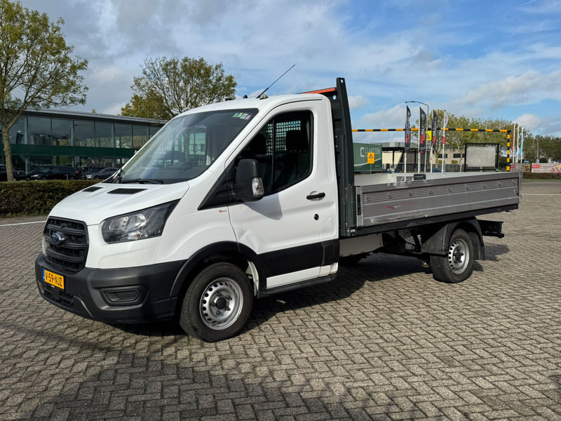 Ford Transit 2.0 Open laadbak NL kenteken! APK 16-12-2026 - Bestelwagen met open laadbak: afbeelding 2 Ford Transit 2.0 Open laadbak NL kenteken! APK 16-12-2026 - Bestelwagen met open laadbak: afbeelding 2
