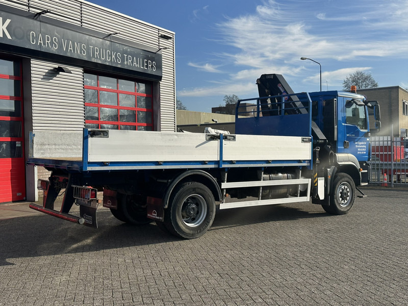 MAN TGM 18-290 4x4 Kraan met Open laadbak HMF Kraan 13 T - Kraanwagen: afbeelding 4 MAN TGM 18-290 4x4 Kraan met Open laadbak HMF Kraan 13 T - Kraanwagen: afbeelding 4