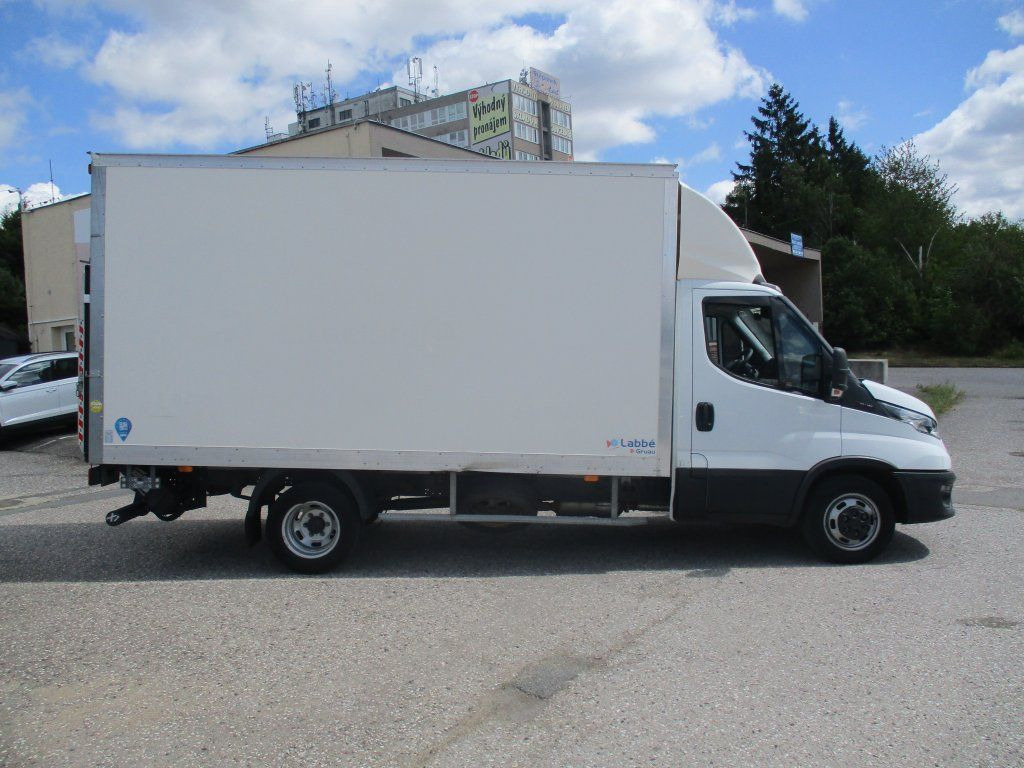 Iveco 35C16 Daily 3,0l - Bestelwagen gesloten laadbak: afbeelding 4 Iveco 35C16 Daily 3,0l - Bestelwagen gesloten laadbak: afbeelding 4