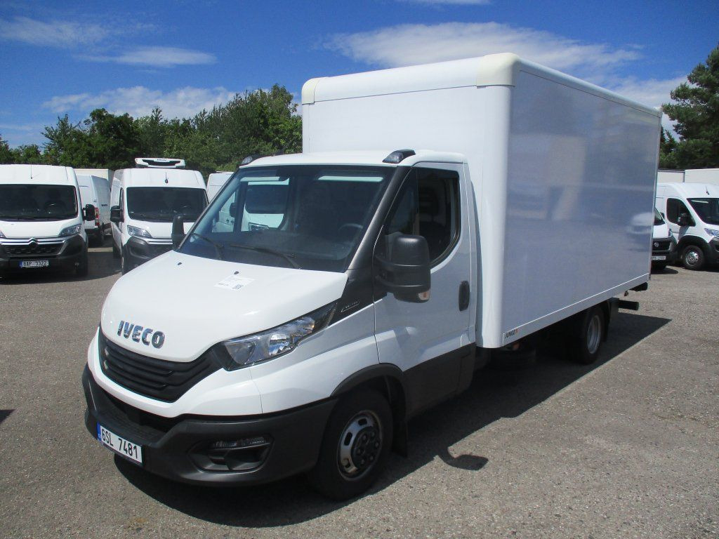 Iveco Daily 35C16, 2.3, HC, 8 palet - Bestelwagen gesloten laadbak: afbeelding 1 Iveco Daily 35C16, 2.3, HC, 8 palet - Bestelwagen gesloten laadbak: afbeelding 1