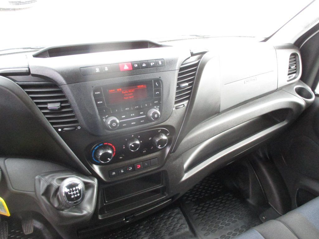 Bestelwagen gesloten laadbak Iveco Daily 35C16: afbeelding 14 Bestelwagen gesloten laadbak Iveco Daily 35C16: afbeelding 14