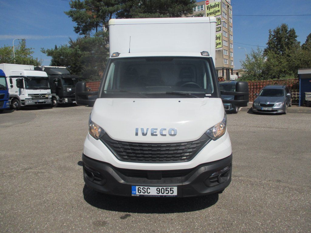 Iveco Daily 35C16 - Bestelwagen gesloten laadbak: afbeelding 2 Iveco Daily 35C16 - Bestelwagen gesloten laadbak: afbeelding 2