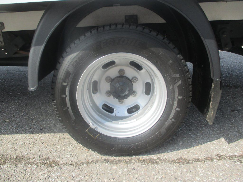 Bestelwagen gesloten laadbak Iveco Daily 35C16: afbeelding 13 Bestelwagen gesloten laadbak Iveco Daily 35C16: afbeelding 13