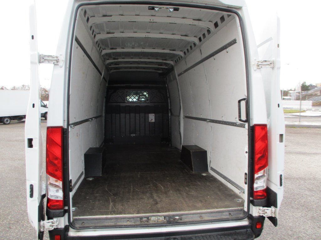 Iveco Daily 35S16 Hi Matic - Gesloten bestelwagen: afbeelding 5 Iveco Daily 35S16 Hi Matic - Gesloten bestelwagen: afbeelding 5