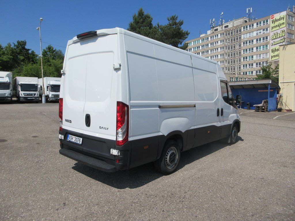 Iveco Daily 35S16 - Gesloten bestelwagen: afbeelding 3 Iveco Daily 35S16 - Gesloten bestelwagen: afbeelding 3