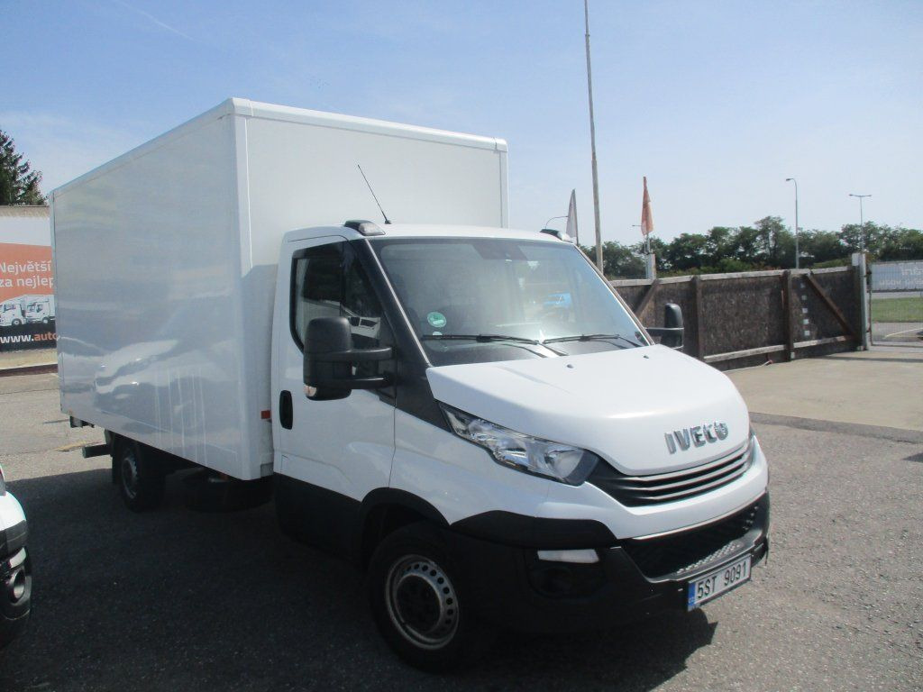 Iveco Daily 35S16 mit LBW - Bestelwagen gesloten laadbak: afbeelding 2 Iveco Daily 35S16 mit LBW - Bestelwagen gesloten laadbak: afbeelding 2