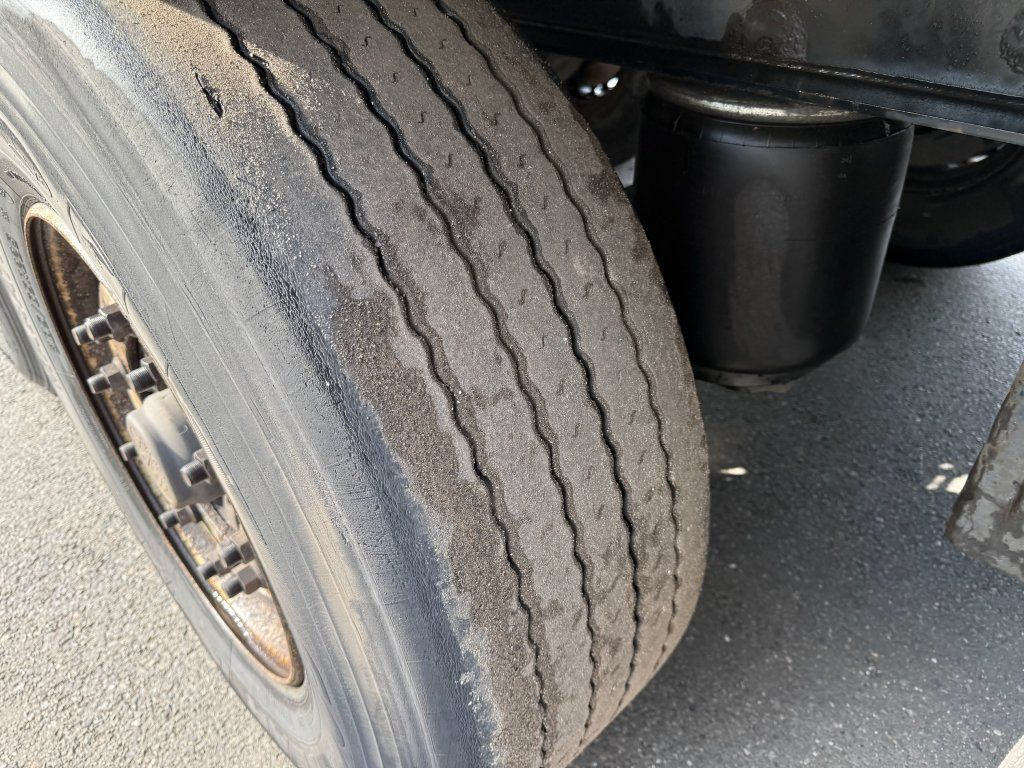 Krone Carrier Vector 1550 DoppelStock - Gesloten oplegger: afbeelding 5 Krone Carrier Vector 1550 DoppelStock - Gesloten oplegger: afbeelding 5