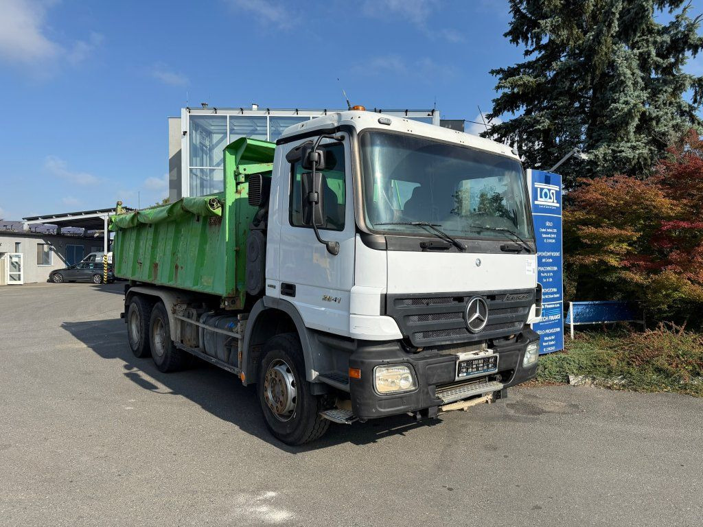 Mercedes-Benz 2641 Actros 6x4 EURO 4 - Kipper vrachtwagen: afbeelding 2 Mercedes-Benz 2641 Actros 6x4 EURO 4 - Kipper vrachtwagen: afbeelding 2