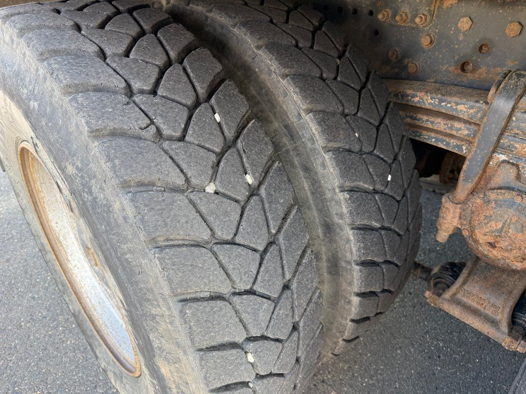 Kipper vrachtwagen Mercedes-Benz 2641 Actros 6x4 EURO 4: afbeelding 11