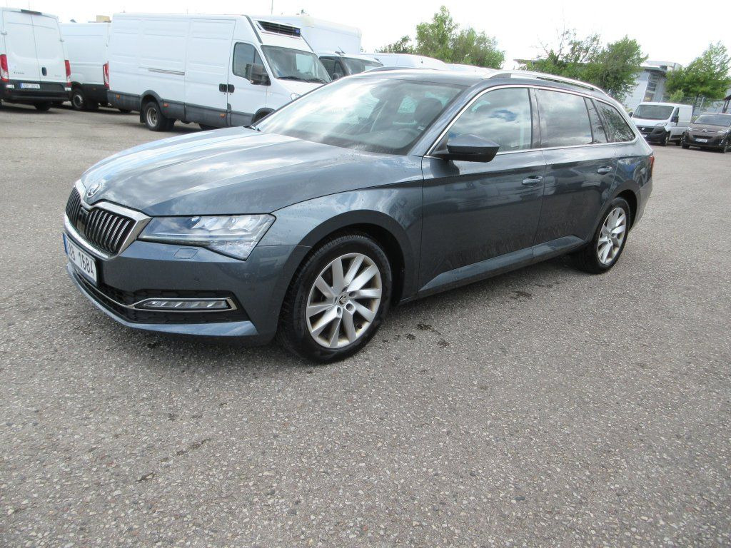 Skoda 2.0 Tdi Style - Stationwagen: afbeelding 1 Skoda 2.0 Tdi Style - Stationwagen: afbeelding 1