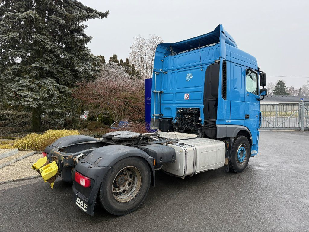 DAF XF510 SC EURO 3 NEW TACHO, Hydraulics - Trekker: afbeelding 4 DAF XF510 SC EURO 3 NEW TACHO, Hydraulics - Trekker: afbeelding 4