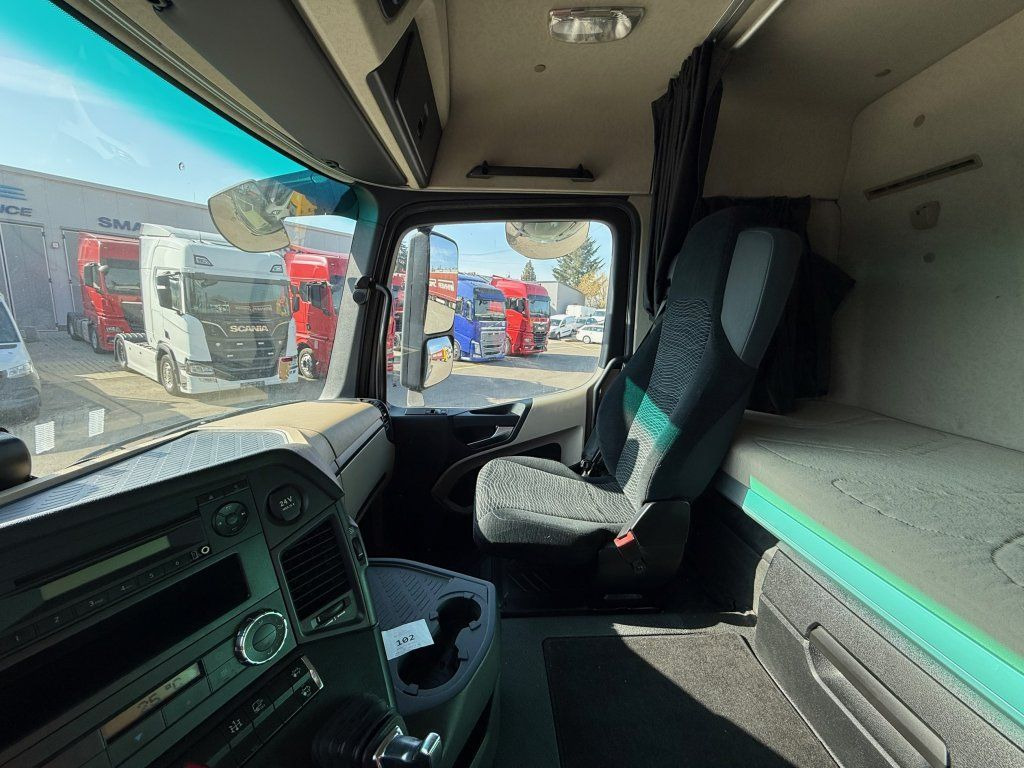 Trekker Mercedes-Benz 1843 Actros ADR FL, EX/II, EX/III, AT: afbeelding 18