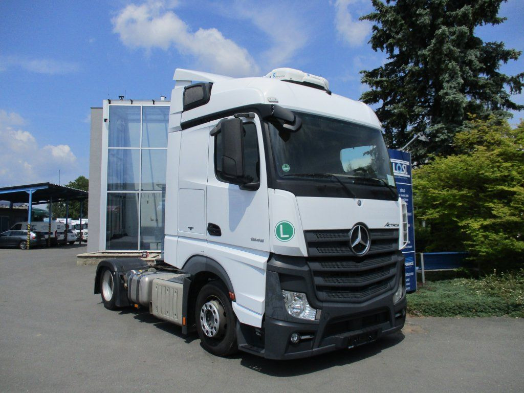 Mercedes-Benz 1845 Actros EURO 6 MEGA/lowdeck - Trekker: afbeelding 2 Mercedes-Benz 1845 Actros EURO 6 MEGA/lowdeck - Trekker: afbeelding 2
